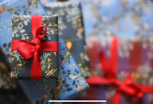 Load image into Gallery viewer, Assorted Wrapping Paper (6 sheets)